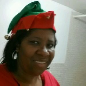 Meet your Posher, Paulette